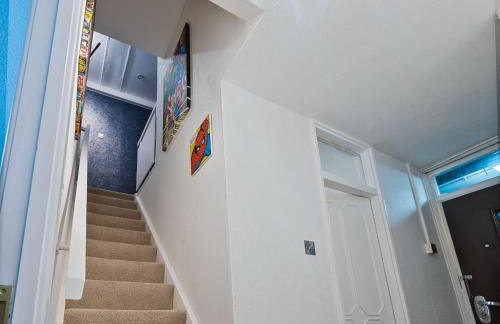 Central London Base 3BR Sleeps 8 Family Friendly - Foto 6