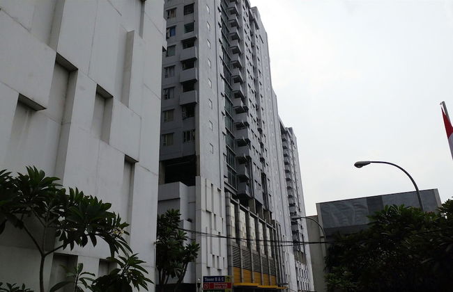 Homey 1BR at Menteng Square Apartment By Travelio - Foto 25