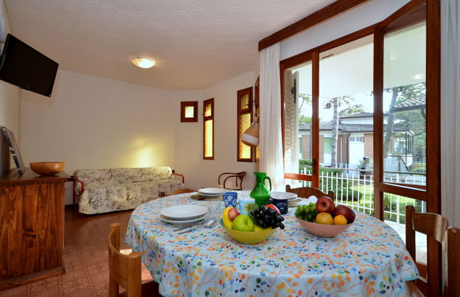 3 bedroom House in Lignano Sabbiadoro with garden and terrace - Photo 3