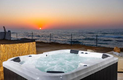 Savina Seafront Home - Photo 24