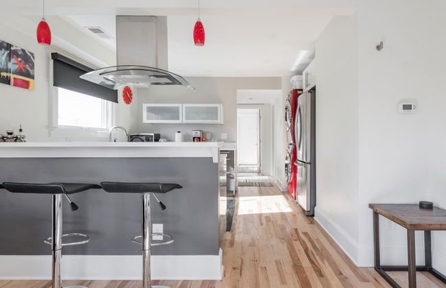 Downton Annie Apartment Three 2BD 1BA Parking - Foto 19