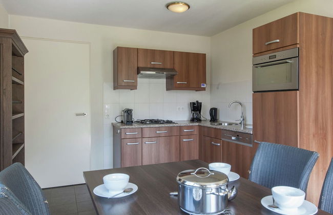 Luxury Villa in Typical Style with Washer near Bad Bentheim - Photo 3