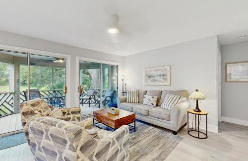 Turtle Cove 5529 - Photo 1