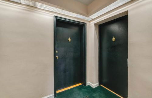 Convenient Arlington Condo about 4 Mi to National Mall - Photo 19