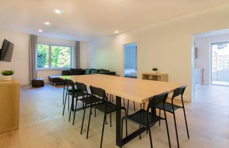 Tolstov House - Freistehendes 9 Zimmer Haus mit großem Garten - Photo 14