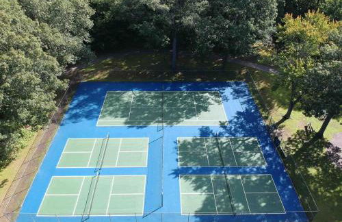 Charming Home, near beautiful park and tennis courts! - Foto 41