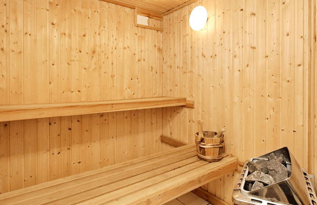 8 Person Holiday Home in Albaek - Foto 2