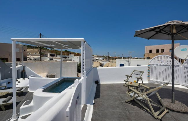 Astrea Suites Feggaropetra Cave House - Photo 67