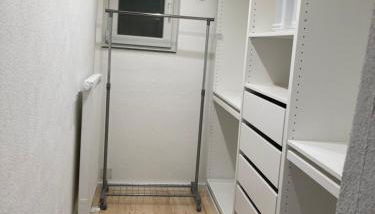 Ruhig und Zentral - Photo 5, wardrobe