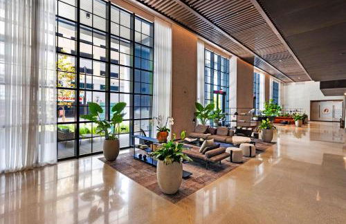 Ultimate Elegance Studio with Panoramic City Views - Foto 54