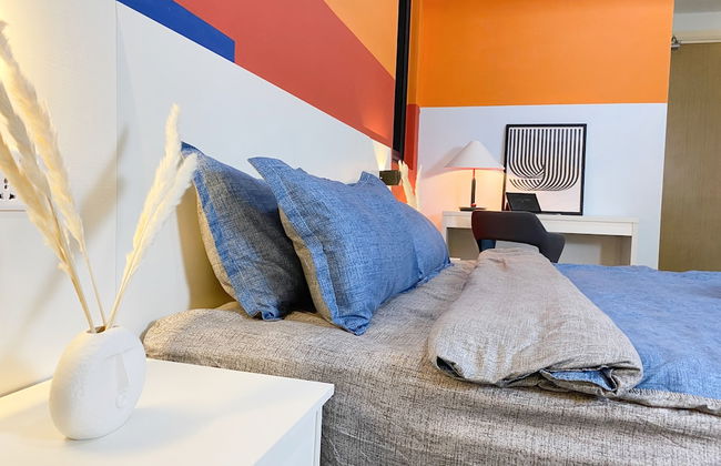 Icon City Premier Suites by WeCare - Photo 31