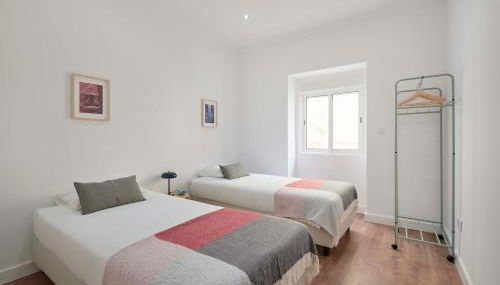 Spacious & Light-Filled 4BR Apartment By TimeColer - Foto 5