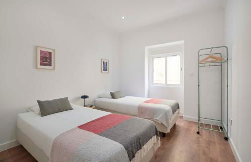 Spacious & Light-Filled 4BR Apartment By TimeColer - Foto 5