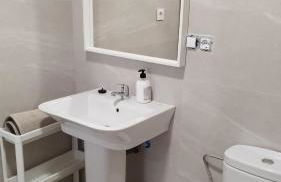 Apartamentos y estudios EL CENTRO - Foto 28