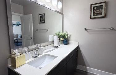 FIFA WORLD CUP! POOL VIEW! Near Dallas Love Field! Medical District! Downtown Dallas! - Foto 12