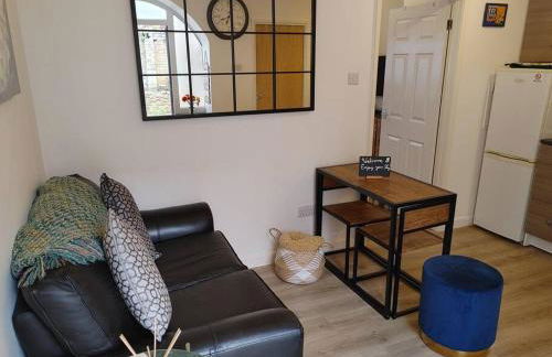 Cosy Flat in a Pretty Town. - Photo 11