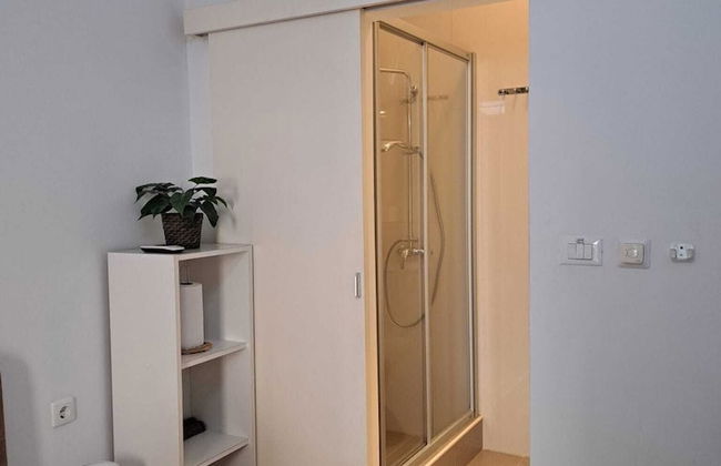 Studios IM - Photo 42