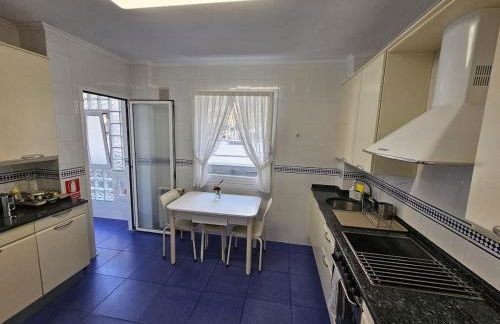 Bright apartment in Parque Etxebarria with parking - Foto 41