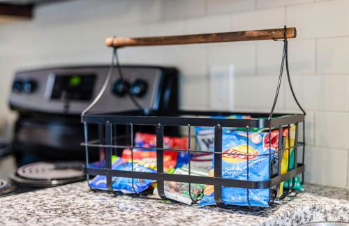 Midtown Escape Inman Park near Mercedes-Benz stadium- Free Parking - Foto 13