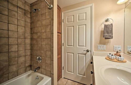 Hot Tub and Deck Secluded Happy Jack Cabin - Foto 18