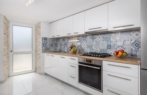 House Bajota with terrace and sea view - Foto 12