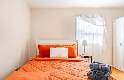 3BR Home - Free Parking-WiFi Kitchen Laundry-Kids Friendly-Near DC & Downtown & Metro-Patio & Deck - Foto 21