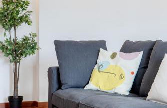 Modern 2 bedroom apt 20 min from city center - Foto 42