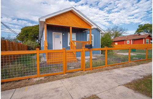 Downtown Dream Home Spacious 4br/2ba Sleeps 12! - Foto 52