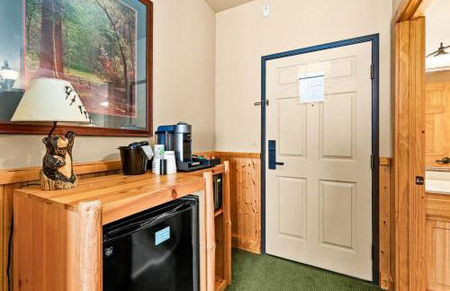 Majestic Lake Views Studio 2-Queen Beds and Heated Pools - Foto 23