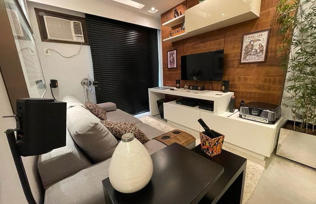 Ap em Niterói com Varanda e Garagem - Foto 1