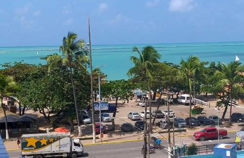 NA BEIRA MAR DE PAJUCARA- EDIF NEO- APARTAMENTO QUARTO E SALA- TEM VARANDA - VISTA LATERAL DO MAR- RUA JULIO PLECH FILHO 60 ESQUINA COM AVENIDA DOUTOR ANTONIO GOUVEIA - CONSUMO ELETRICO É PAGO No CKECK-OUT 1KWH É 1,35 REIAS - Foto 37