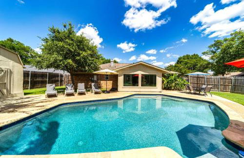 Private Pool, Entire House, In the Center of DFW - Foto 30