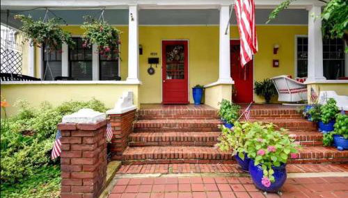 Historic Row Home 1 Block from Gate 1 at USNA - Foto 2