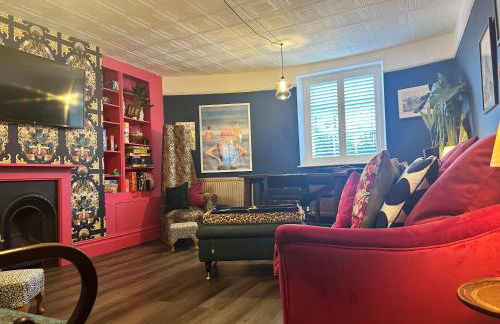 Bay escape beach apartment steps from the sea - Foto 43