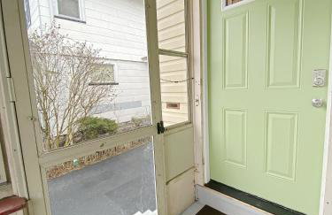 Lux 3BR, Steps from Airport, U of R & Grocery Stores - Foto 29