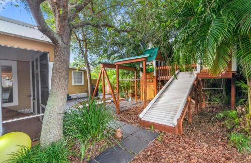 Tropical Oasis Located Near Lake With Pool and Hot Tub - Foto 10