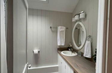 Spacious 1 Bedroom Close to Everything 4 - Foto 7