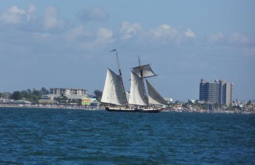 Luxury and the beach - Foto 39