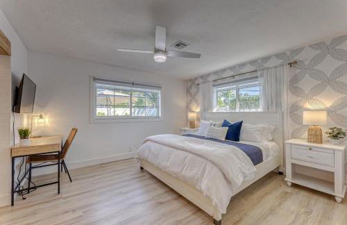 Luxury Home with Heated Pool close to beaches - Foto 8