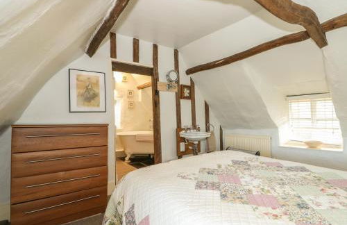 Bumble Bee - Photo 15