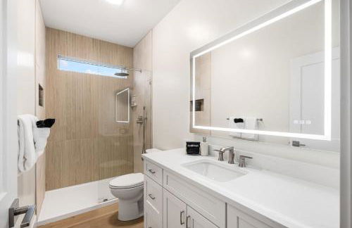 Hygge Hideaway - Breathtaking Lake View & Hot Tub - Foto 15