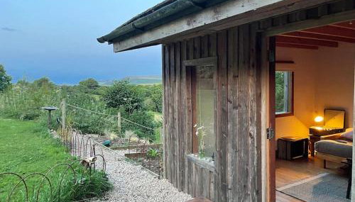 The Cabin at Shambala- now with sauna available to book! - Foto 2