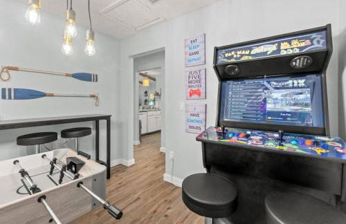 Fanta Sea - Private Seasonal Hot Tub, Game Room, Walk to Beach, Pets OK, & More! - Foto 48