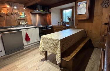 La CHACUNIERE GRAND CHALET ST NICOLAS DE VEROCE, PRES DES PISTES - Photo 18