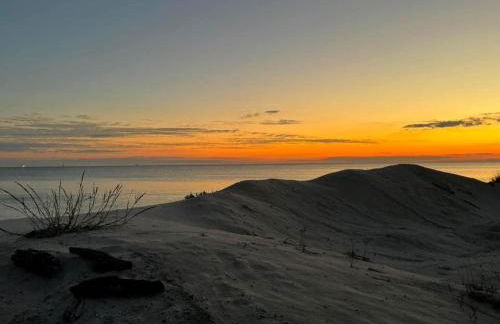 Playing Hookie LLC - Foto 34