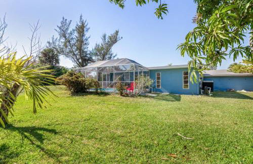 Relaxing 4 bedroom home with Pool - Photo 35