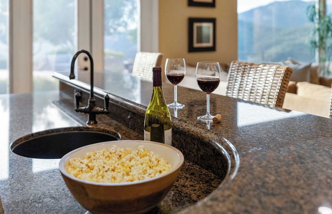 Hilltop Estate w/ Pool, Hot Tub, Fire Pit, Views Cleveland Vista by Avantstay - Foto 24