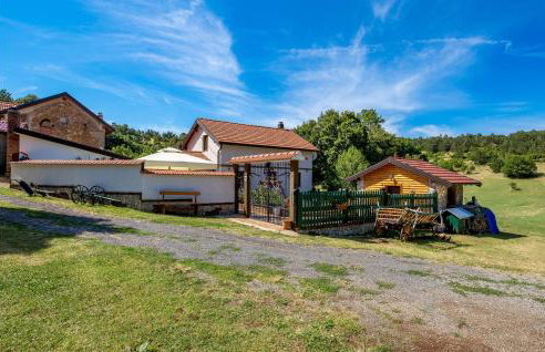 2 Bedroom Luxurious Home In Senj - Photo 7