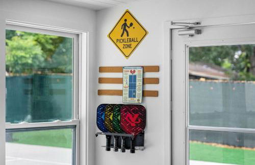 WOW! Pickleball Gym Stylish Modern Living - Foto 55