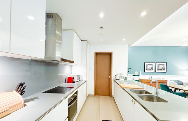 Aya - Impeccable 1BR Apartment with Balcony in City Walk - Photo 10